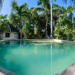 https://hostel-oryx.allrivieramayahotels.com